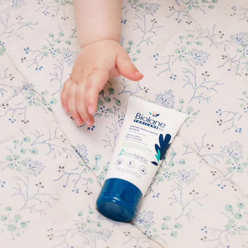 BIOLANE Crème Émolliente Visage 50ml Crème Hydratante Visage Bébé Peau Sèche - Image 4