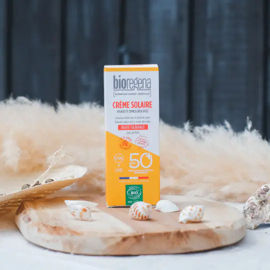 Bioregena Crème Solaire Visage et Zones Délicates 40ml Protection Solaire Naturelle Bio SPF50+ Peaux Sensibles - Image 3