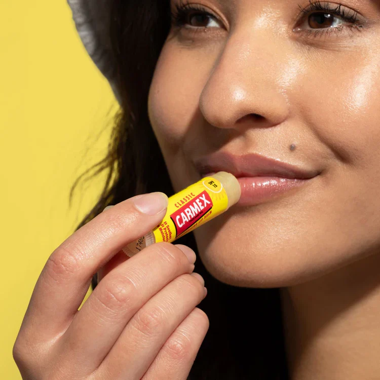 CARMEX Baume à Lèvres Hydratant Classic Lip Balm 4,25g Pot Iconique Répare Protège - Image 4