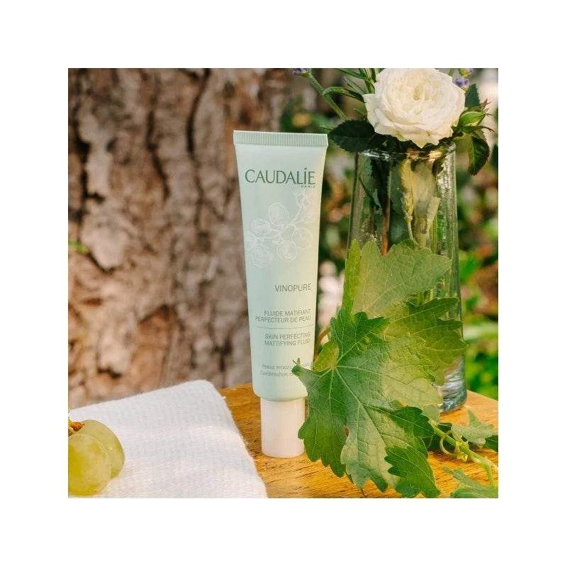 Caudalie Vinopure Fluide Matifiant Hydratant 60ml - Image 3