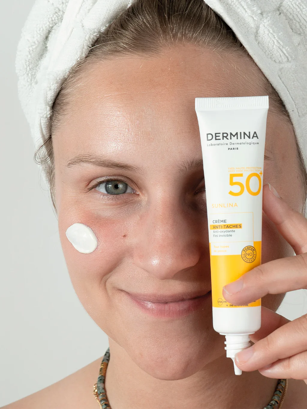 DERMINA Sunlina Crème Anti-Taches SPF50+ 40ml Protection Solaire Très Haute Anti-Pigmentation Peau Sensible - Image 4