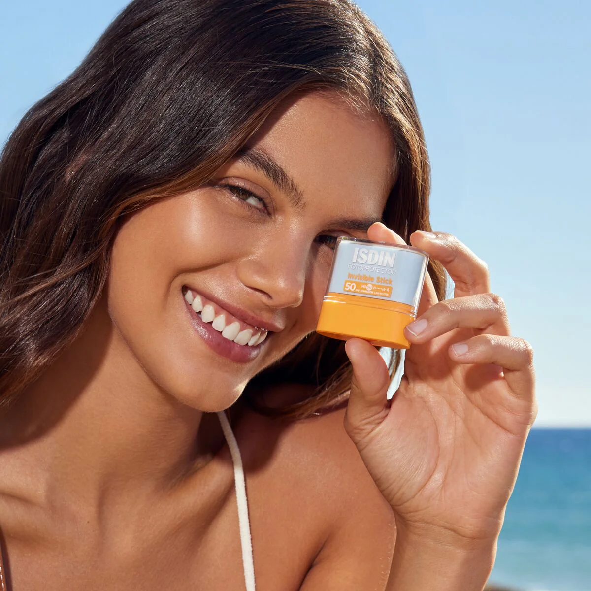 ISDIN Fotoprotector Invisible Stick SPF50 10g Zones Sensibles Invisible Résistant Eau = Coque Offerte - Image 6