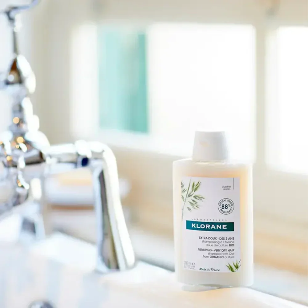 KLORANE Shampooing au Lait d'Avoine 400ml - Cheveux Délicats et Sensibles - Image 2