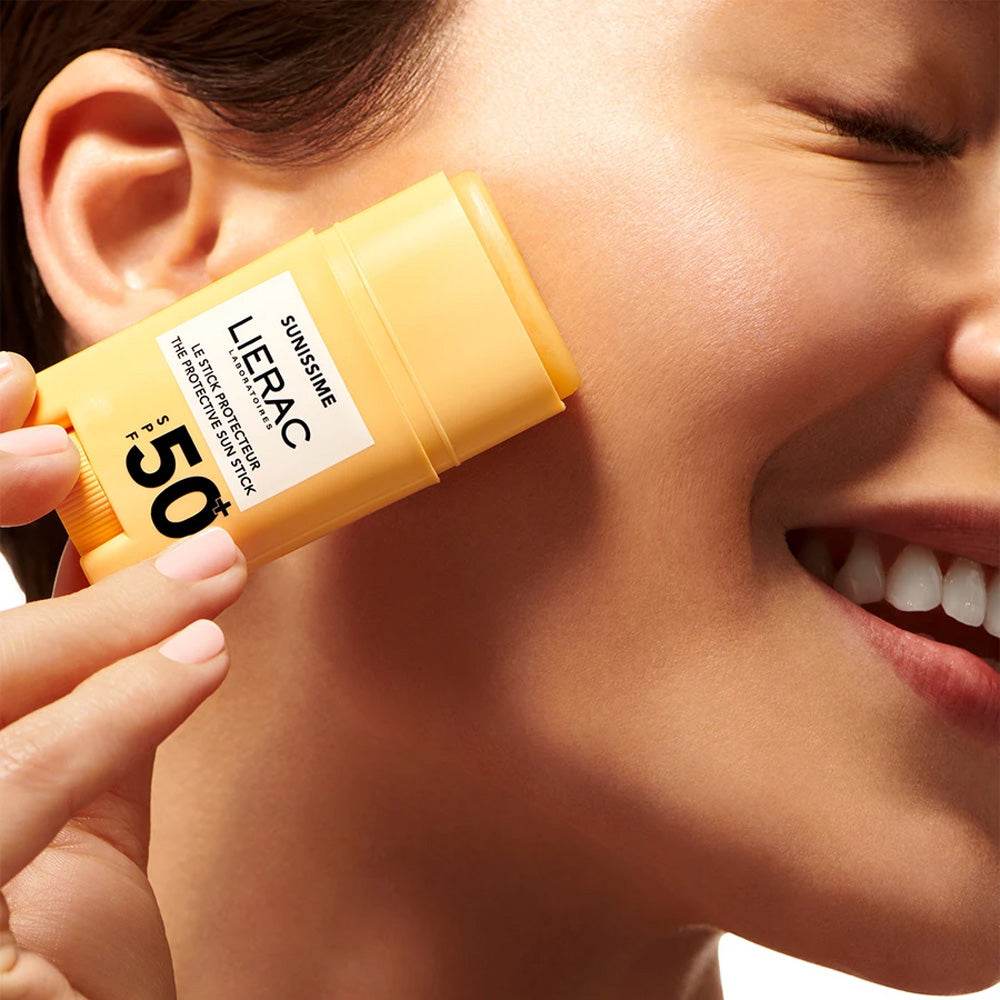 Lierac Sunissime Le Stick Protecteur SPF50+ 15g - Image 3