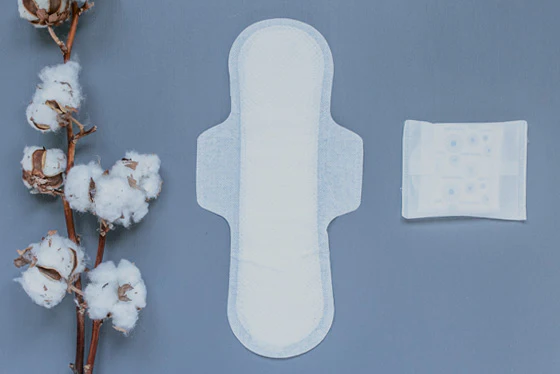 NATRACARE Serviette Ultra Extra Super 10 Unités Protection Hygiénique Bio Coton Naturel Flux Très Abondant - Image 3
