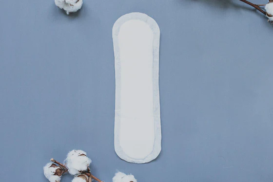 NATRACARE Serviette Ultra Long + Wings 10 Unités Protection Hygiénique Bio Coton Naturel Flux Abondant - Image 3