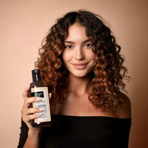 Nuggela & Sule Shampooing Hydrating N°2 250ml Shampooing Hydratant Cheveux Secs Nutrition Intense - Image 2