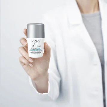 VICHY Femme Dermo-Détranspirant Invisible Protect 72H Déodorant 50ml - Image 3
